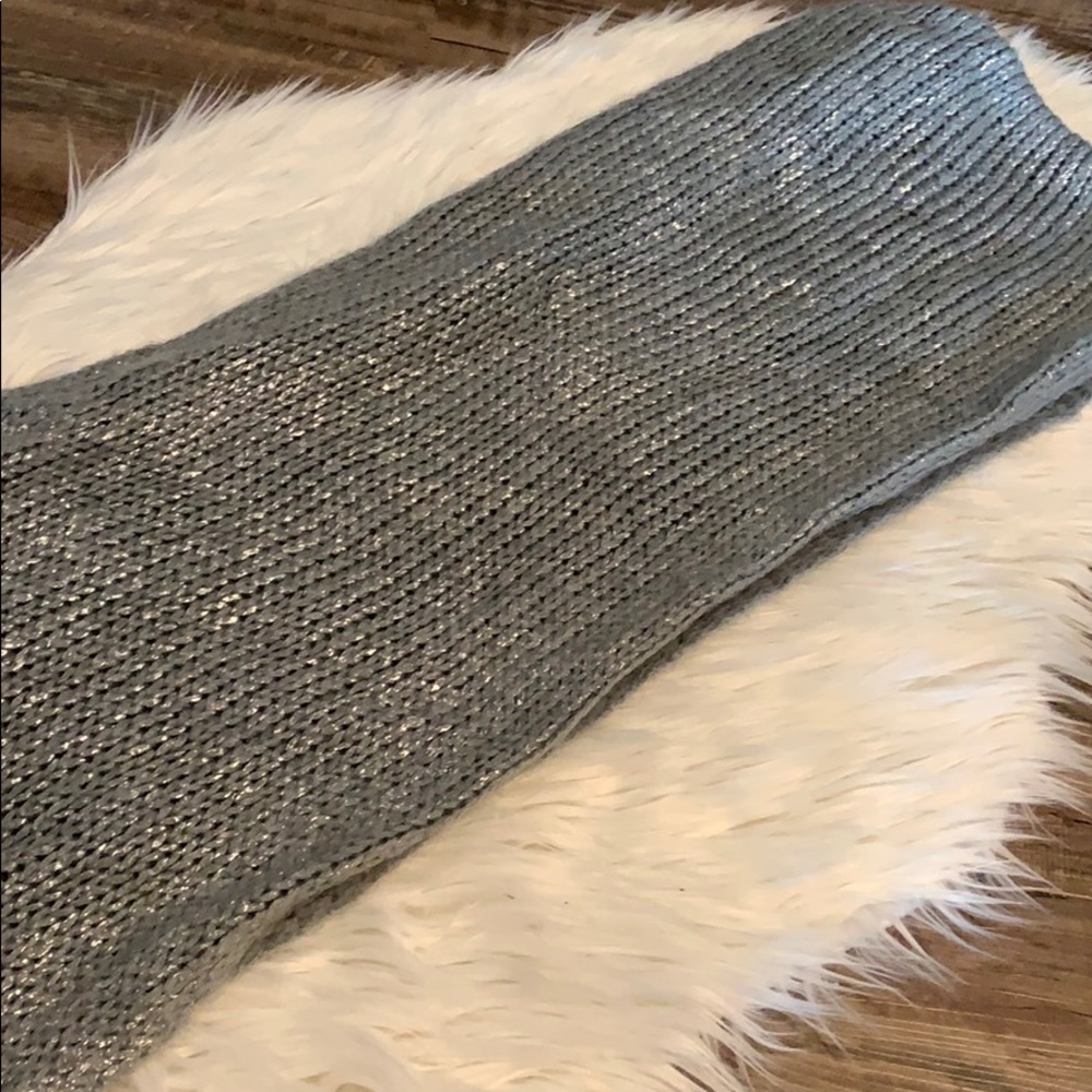Knitted infinity Scarf